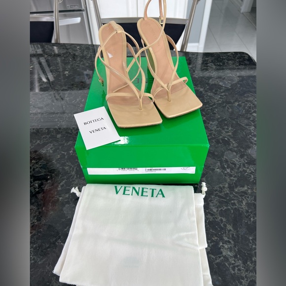 Bottega Veneta Beige Strappy Heels - Picture 9 of 9